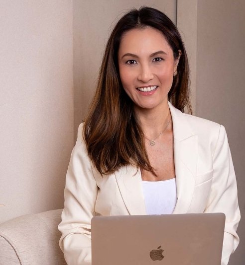 Lívia Hasegawa, nutricionista e mentora do DNA na Prática.